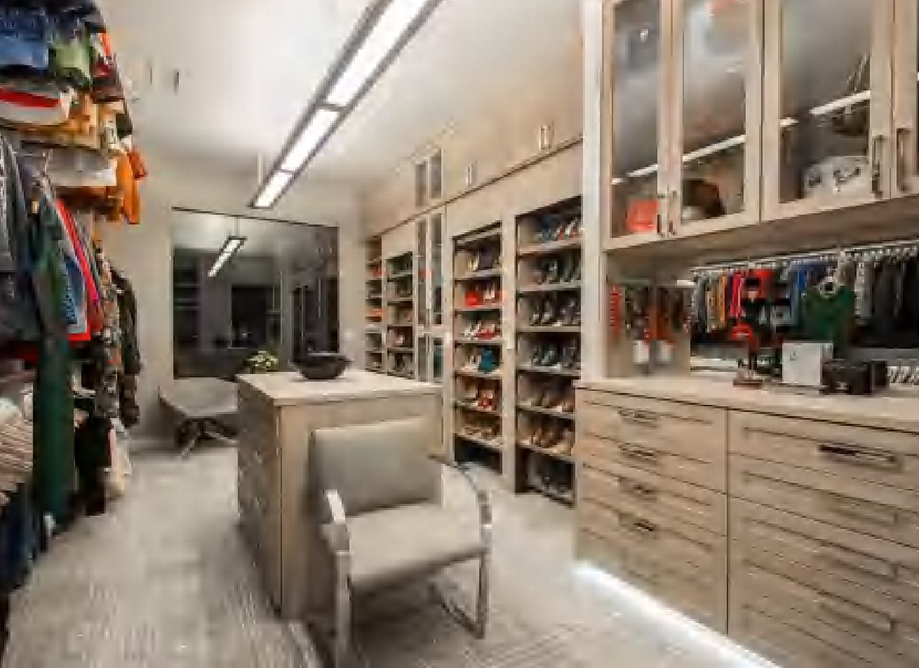 WIC&WR - Custom Kitchen Cabinets & Countertop | CHEERFUL Kenya image 5