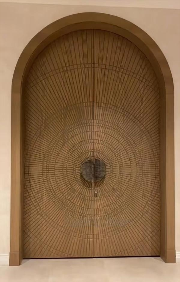 Front door - Door/Window | CHEERFUL Kenya image 5